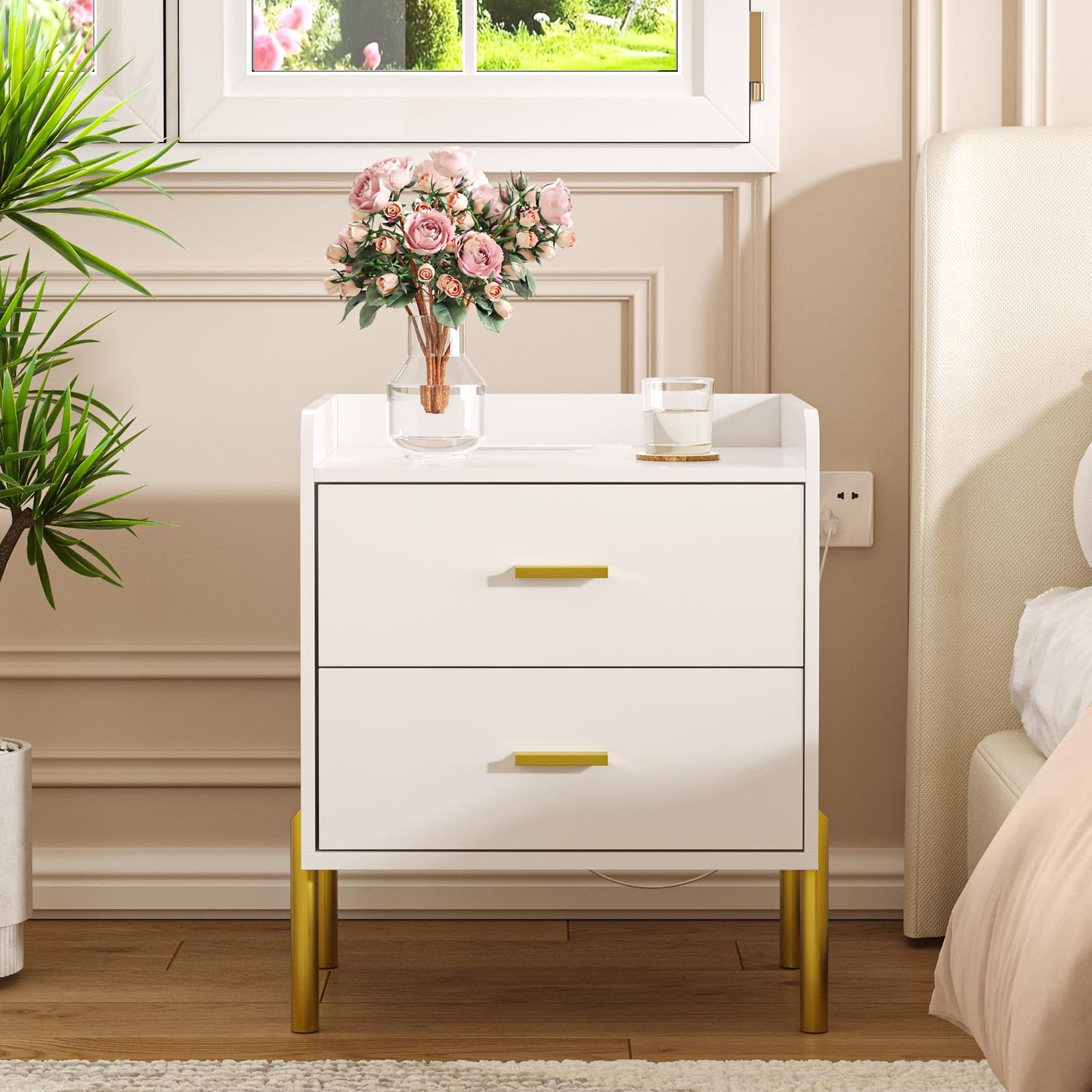 Vabches Nightstand with Built-in Charging Station, White Mid Century Modern Nightstand for Bedroom, Stylish End Tables for Lamps, Books
