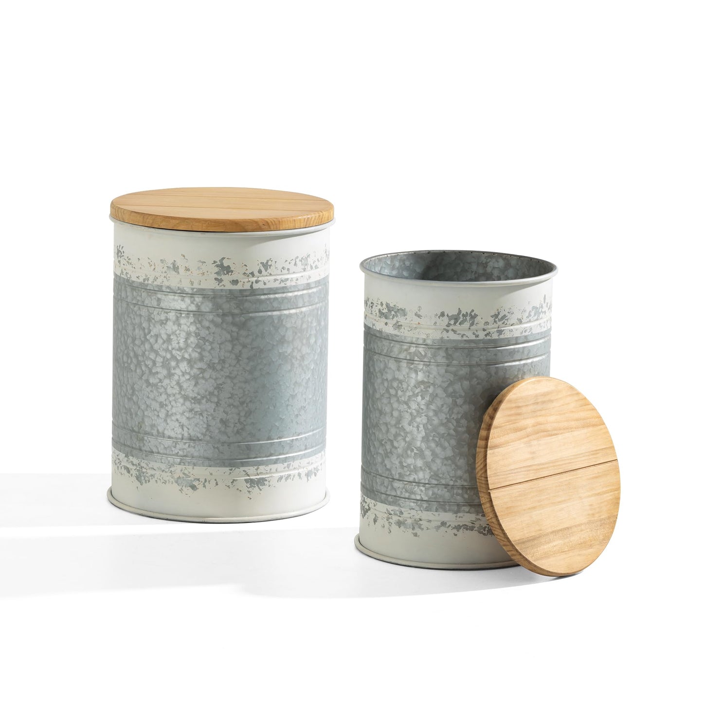 Glitzhome Rustic End Table Set of 2, Farmhouse Galvanized Metal Barrel Ottoman Storage Stool with Round Wood Lid for Living Room Furniture, Distressed White