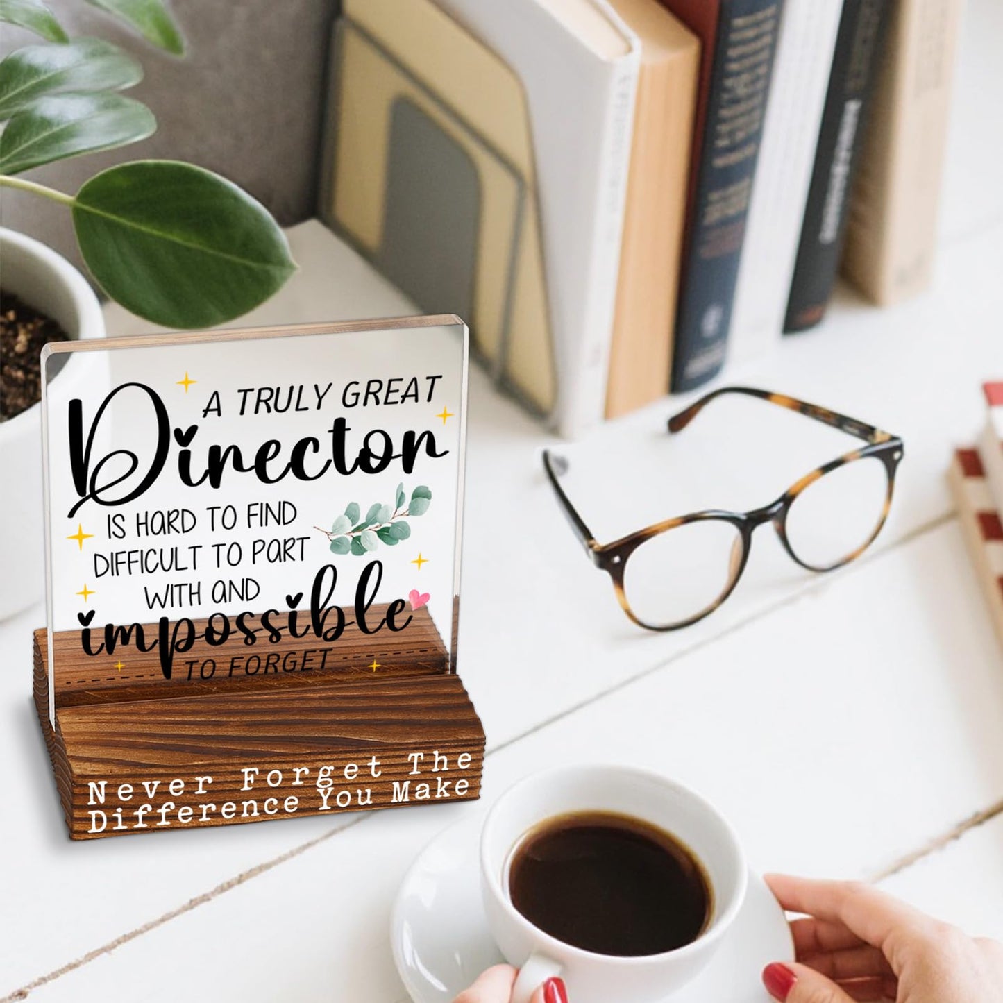 A Truly Great Director Gift Acrylic Desk Sign, Thank You Appreciation Gifts for Director Boss Leader Retiremen Christmas Birthday Office Desk Decor Decorative Signs Plaque YTT21