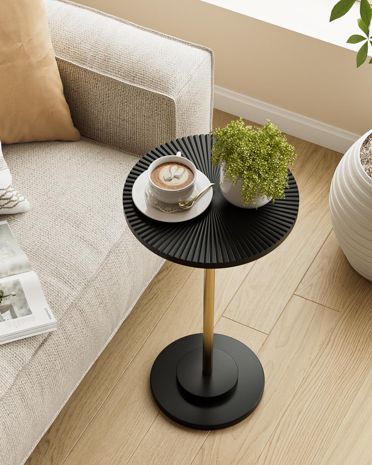 Round Side Table, Small Drink Table for Small Spaces, Modern Accent End Table with Metal Leg for Living Room, Bedroom, Corners, and Office (Black Gold)