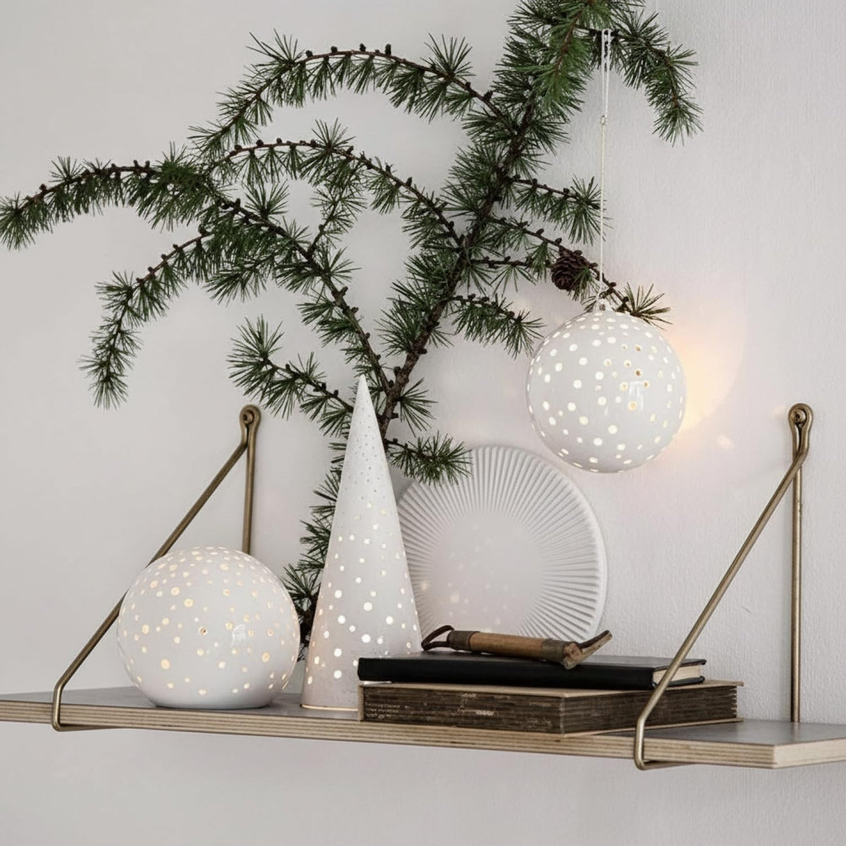 Kahler Nobili Tealight Holder | Snow White Bone China | 10 Inch