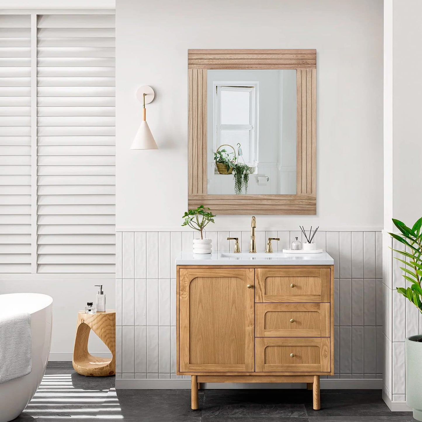 HLFMVWE Rectangle Mirror Retro Wooden Wall-Mounted Mirrors Farmhouse Bedroom Bathroom Vanity Entrance Decorative Antique Hanging Mirror Large 26"x18"