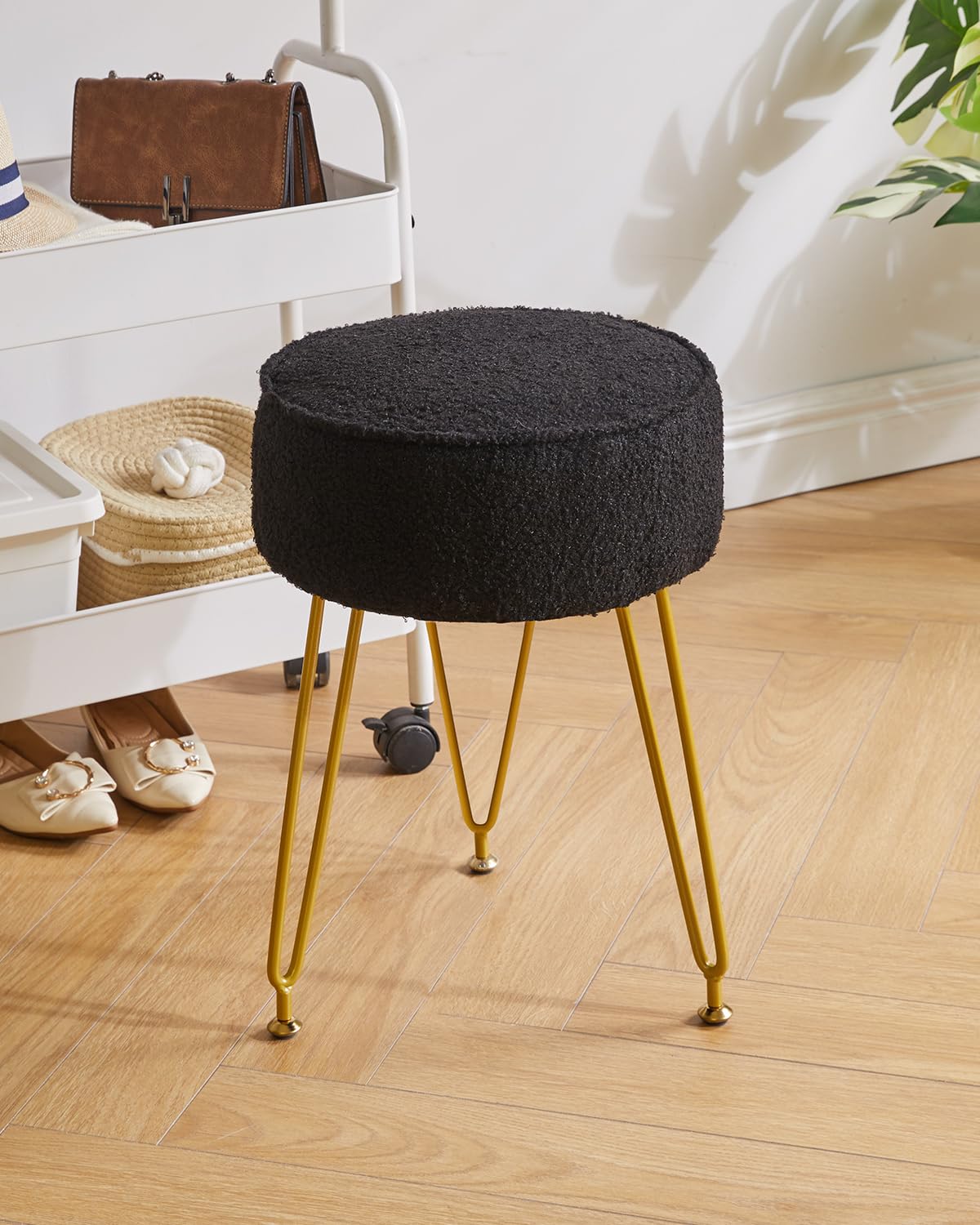 IBUYKE Teddy Velvet Round Footrest Ottoman, Makeup Vanity Side Table, Velvet Dressing Table Seat, Pouf Couch Stool for Living Room Bedroom, Black WBD009B