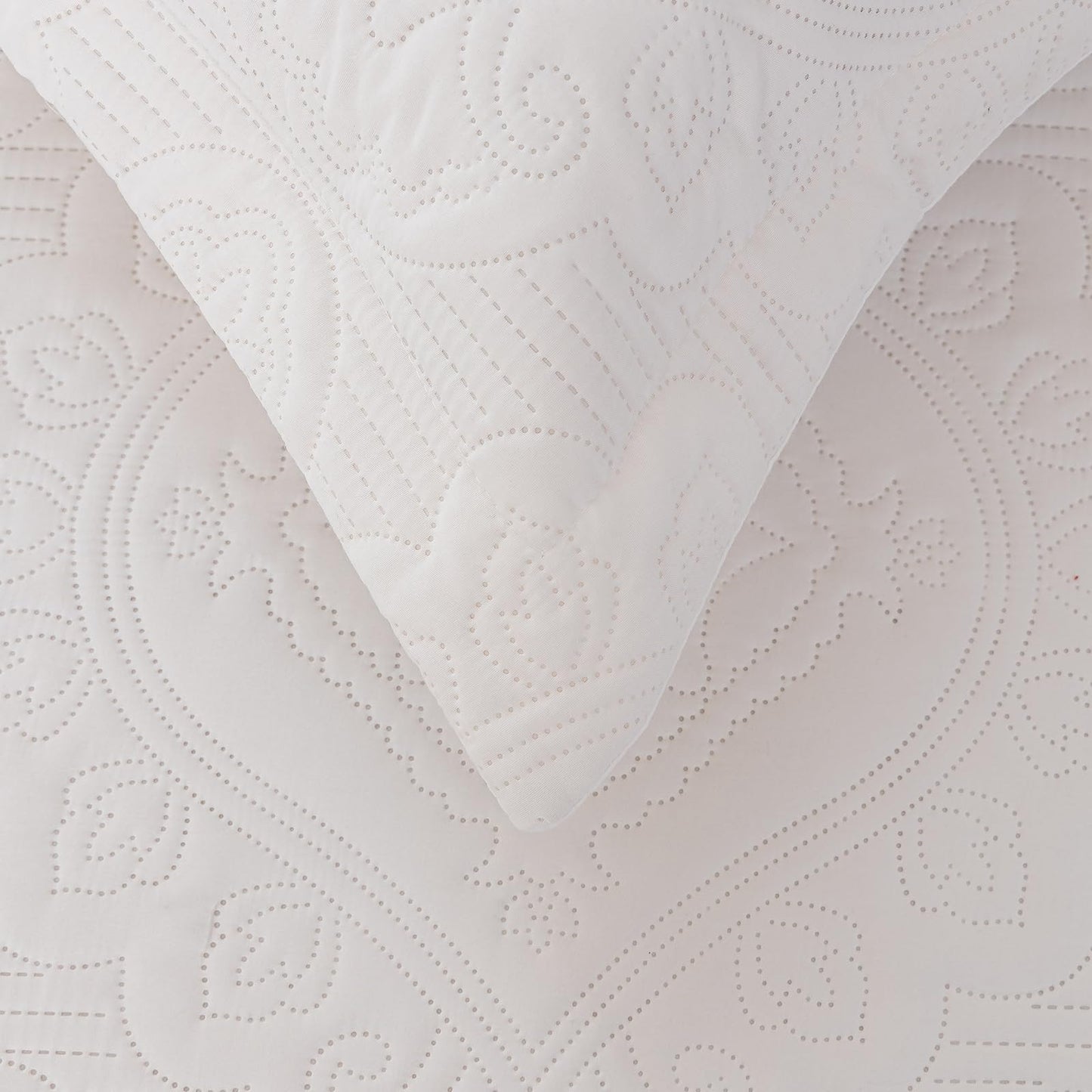 TieyaChkis 5 Piece Daybed Cover Set Twin Daybed Bedding Sets for All Season Lightweight Daybed Comforter with Matching Shams&Decorative Pillows, Double Sided-Quilting Day Bed Cover,39"x75",White