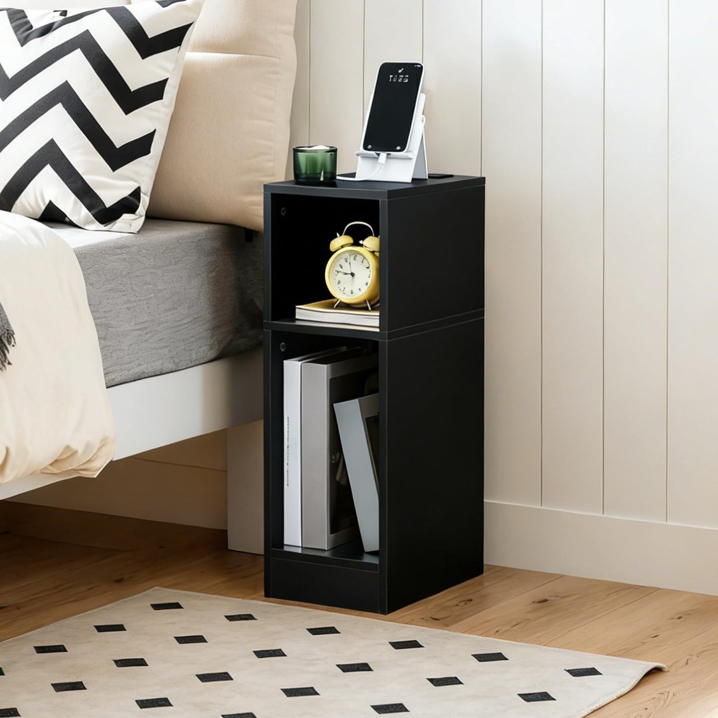 MAHANCRIS Narrow Nightstand, Narrow End Table with Charging Station, Skinny Bedside Table for Small Spaces, Mid Century Modern Night Stand for Bedroom, Living Room, Black ETBK30E01
