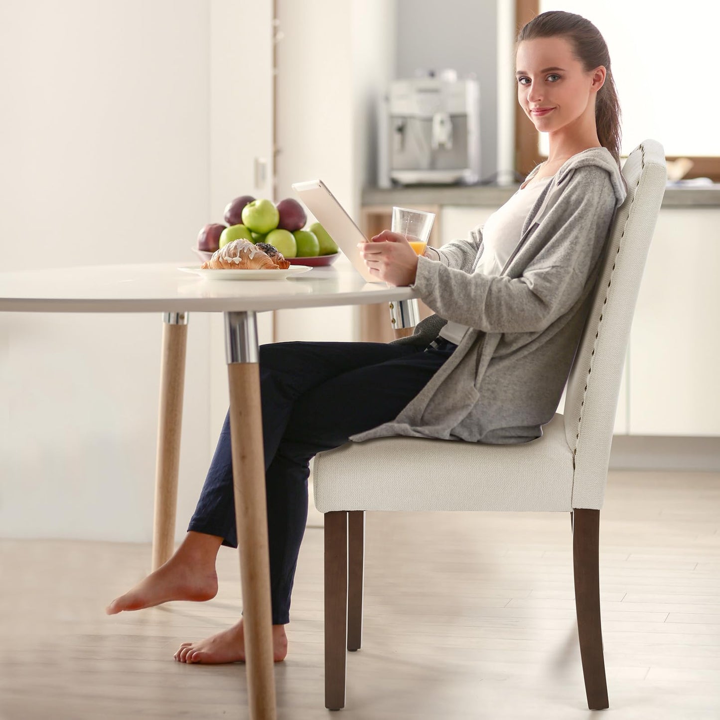 DUMOS Dining Chairs Set of 4, Modern Kitchen Table Chairs with Wooden Legs and Padded Seat, Mid Century Upholstered Accent Chairs for Dining Room/Kitchen/Living Room/Restaurant, Beige