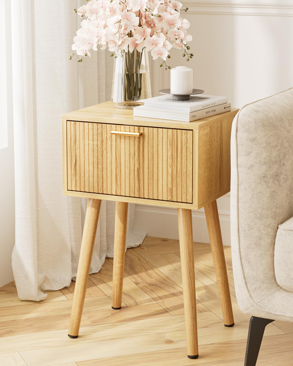 ASACESCU Night Stand, Oak Nightstand with Fluted Door, Small Modern Mid-Century Bedside Table for Bedroom, End Table for Living Room