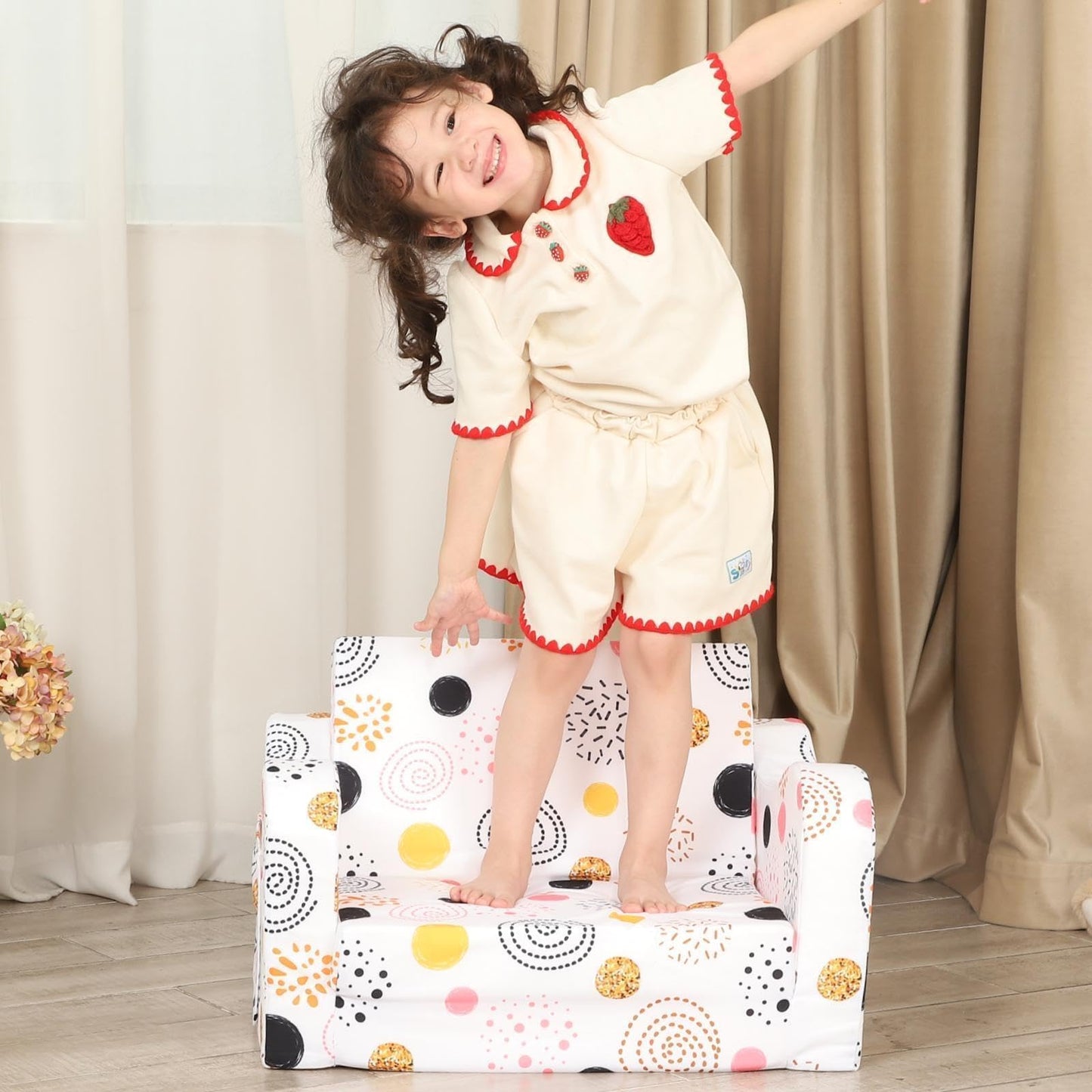MOMCAYWEX Kids Sofa, 2-in-1 Flip-Out Foam Couch, Foldable Soft Play Lounge Chair, White