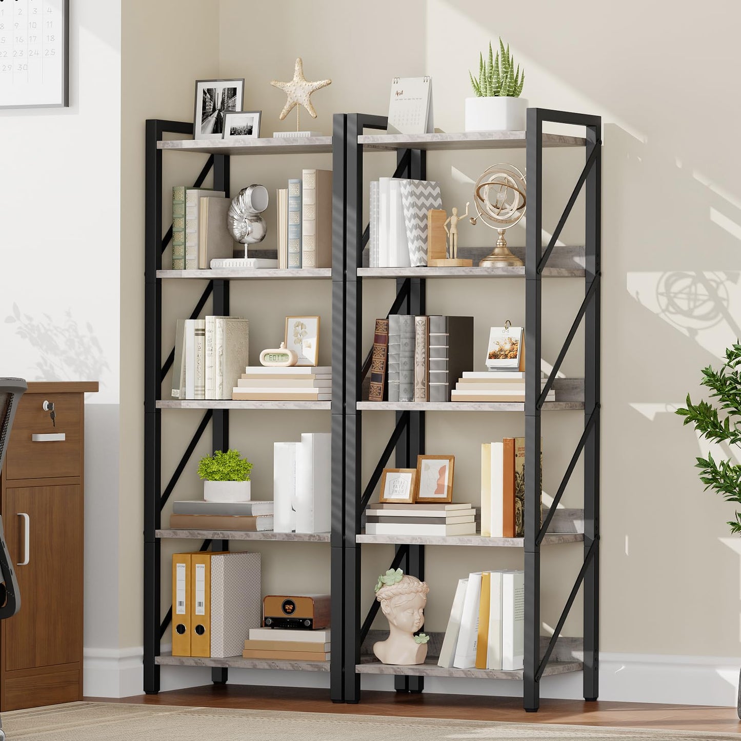HOOBRO Bookshelf, 5-Tier Industrial Bookcase, Book Shelf Storage Organizer, Tall Bookshelf with Metal Frame for Living Room, Bedroom, Home Office, Kitchen, Greige and Black BG73SJ01