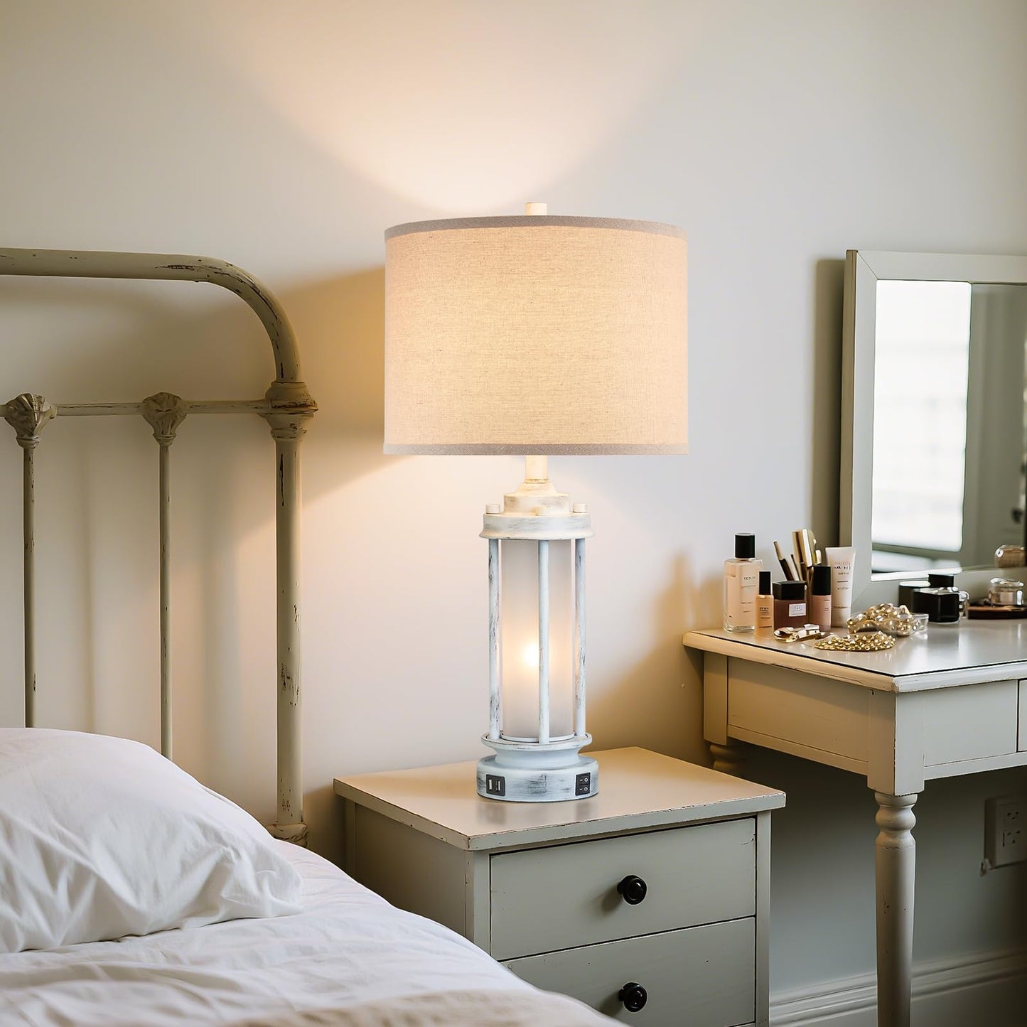 AIEAMPDO 25" Set of 2 Antique White Rustic Table Lamps 2 USB C+A Ports