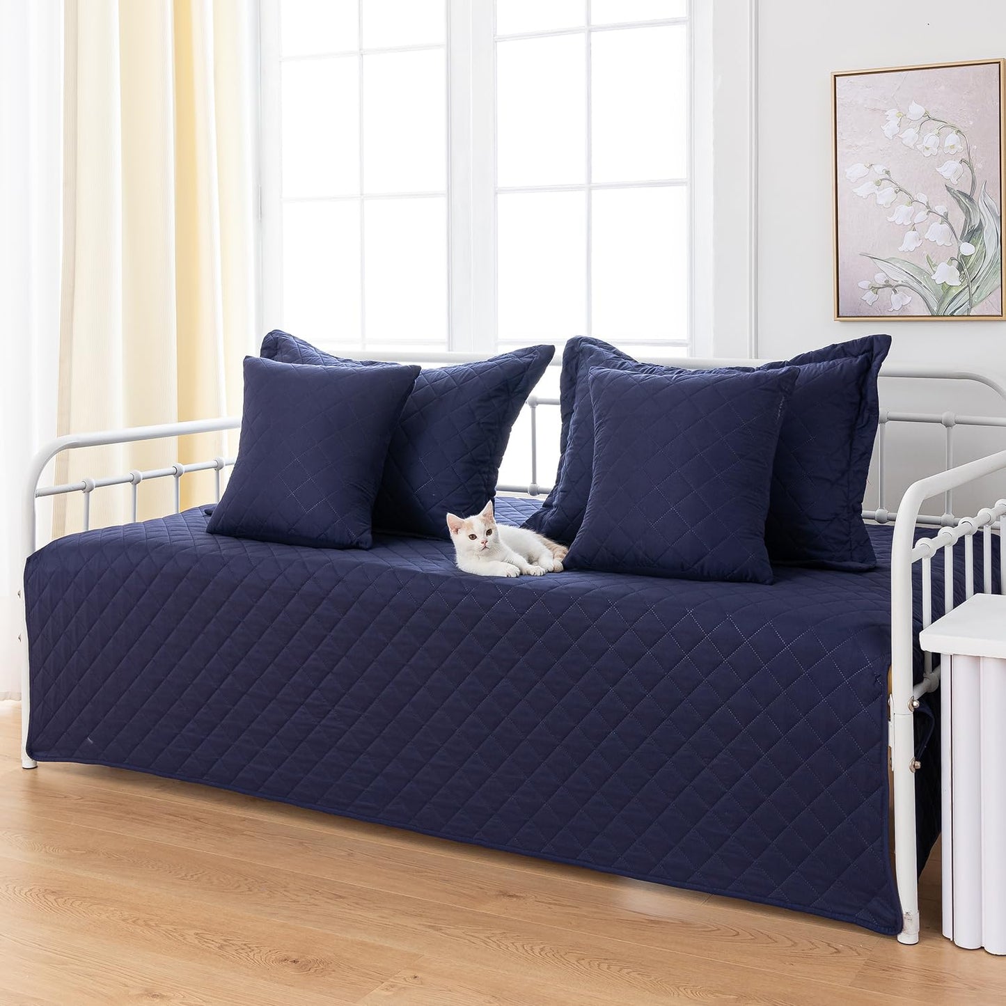 Feyocn 5-Piece Daybed Cover Set Navy Blue Twin Cozy Daybed Bedding Sets for All Season Lightweight Daybed Comforter Bedspread, Geometric Print Day Bed Cover for Twin Bed with 4 Pillow Shams,39"x75"