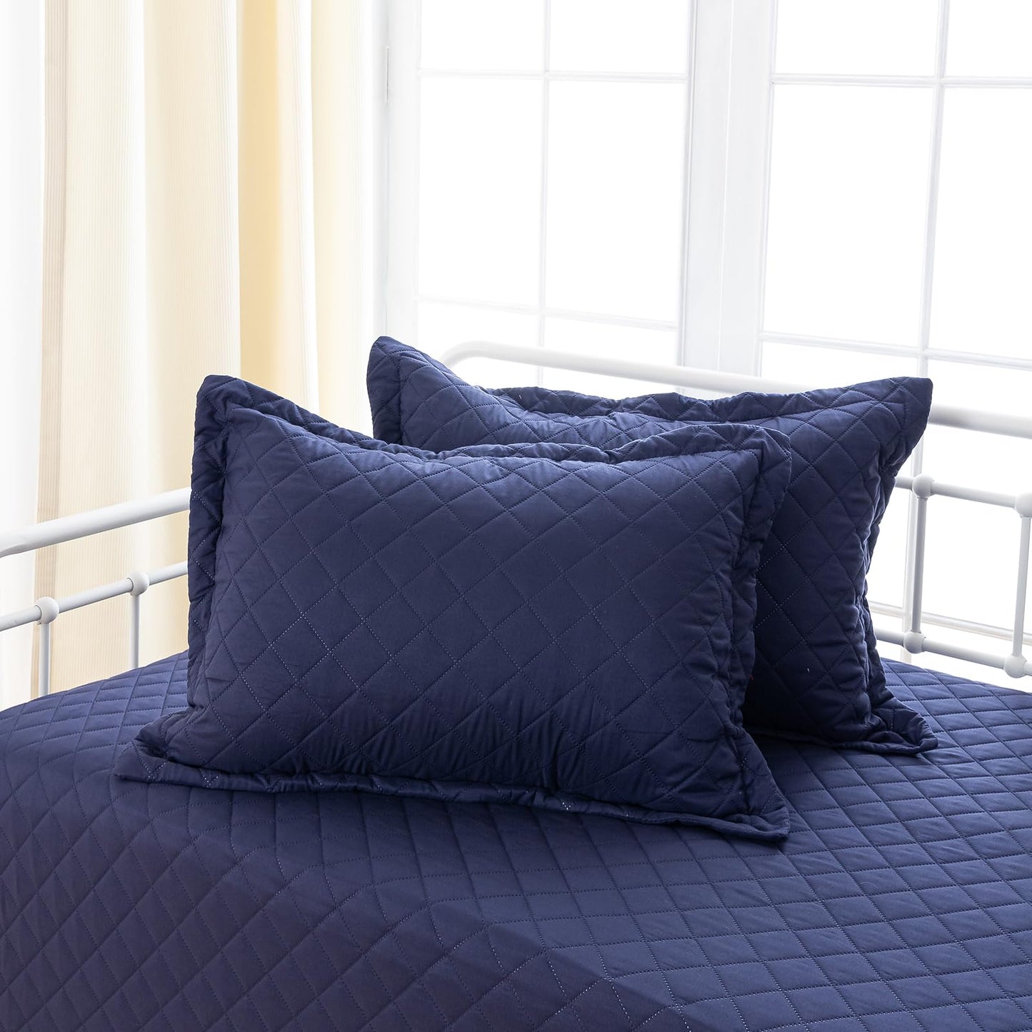 TieyaChkis 5 Piece Daybed Cover Set Twin Daybed Bedding Sets for All Season Lightweight Daybed Comforter with Matching Shams&Decorative Pillows, Double Sided-Quilting Day Bed Cover,39"x75",Navy Blue