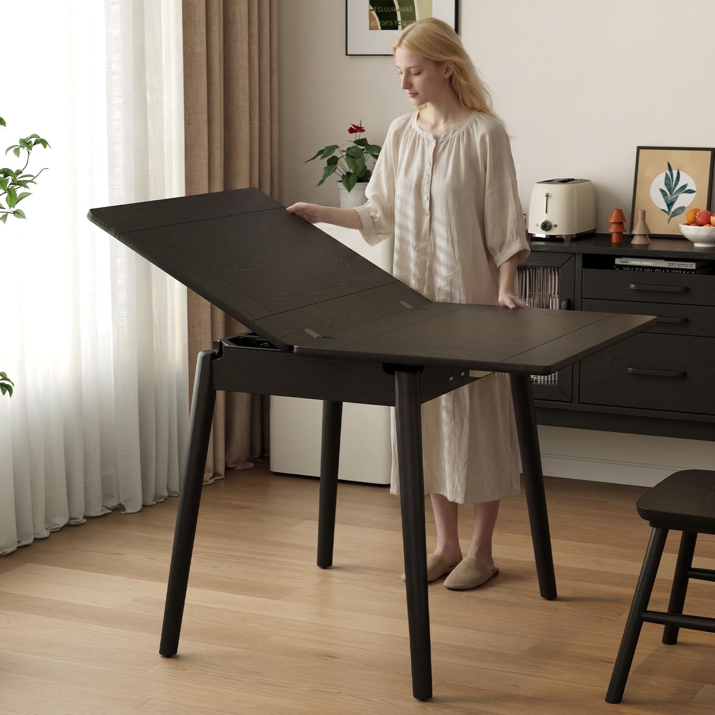 DONGMUWUJEE Solid Wood Small Dining Table, 23.6"L-47.2"L Expandable Kitchen Table for 2-6, Designed for Small Spaces, Easy Assembly, Suitable for Kitchen, Dining Room, Living Room, Apartment (Black)