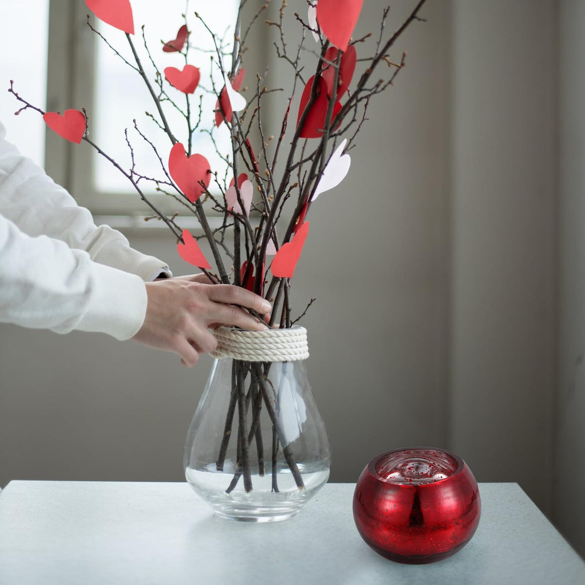 GAROZATION Glass Candle Holder for Valentine's Day Romantic Decor Red Frosted Floral Design Tealight Cup for Weddings Aromatherapy Candles Elegant Party Table Centerpiece