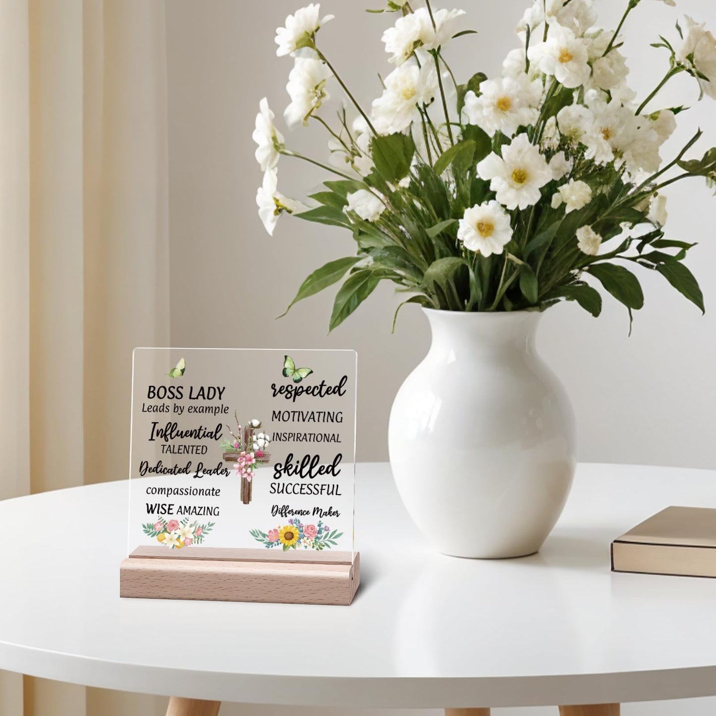 Office Desk Sign Boss Lady Gifts for Women Boss Gift for Women Clear Desk Decorative Sign Office Appreciation Keepsake for Leader Thank You Farewell Retirement Desks Decor Acrylic Signs