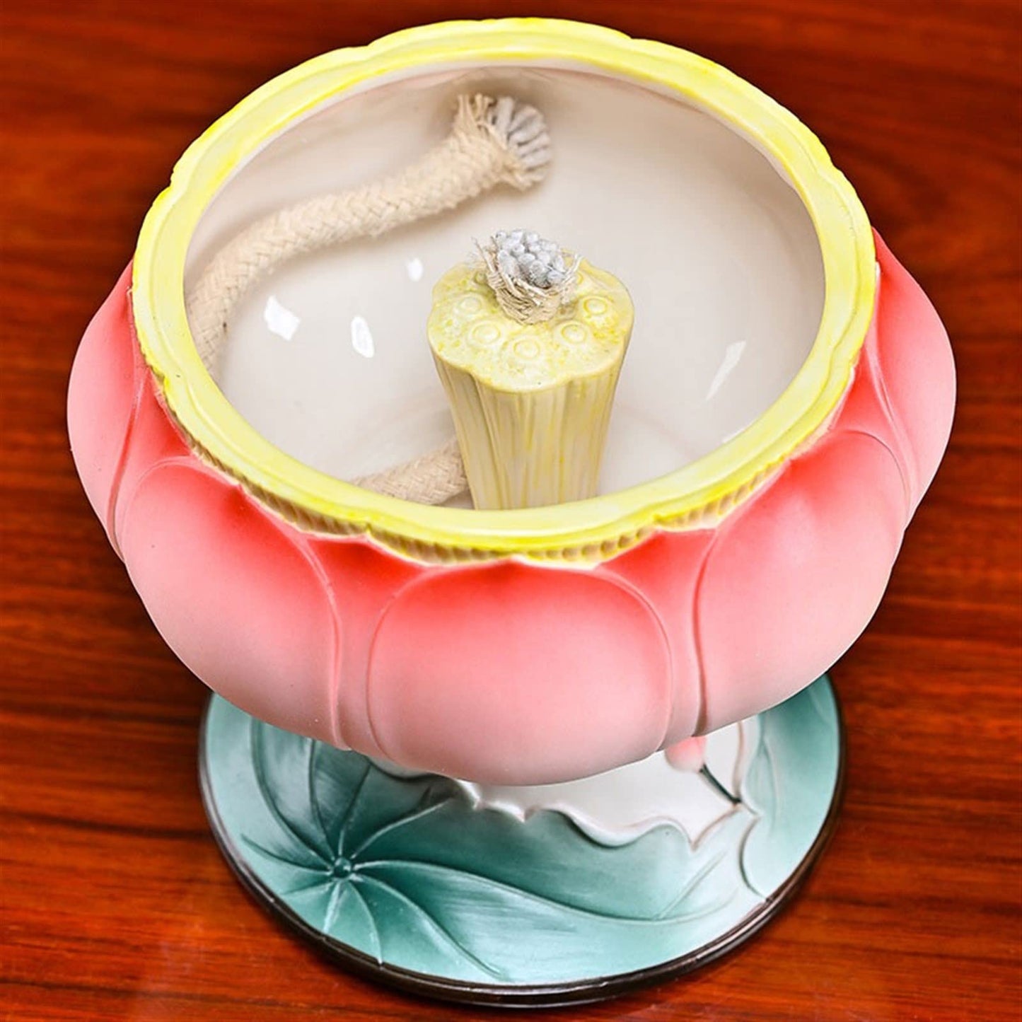Candlestick Holders Candle Holder Oil Lamp Ceramic Candlestick Elegant Lotus Shaped Candle Holder Home Decoration Table Center Decoration Candle Holders (Size : A)