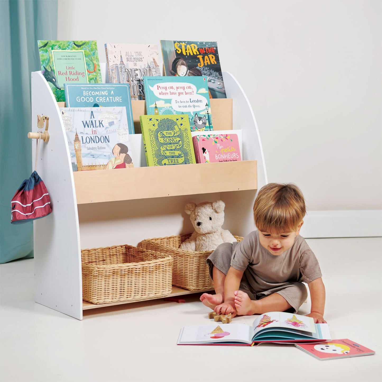 Tender Leaf Toys - Forest Bookcase - Sturdy and Practical Bookcase and Storage Unit - Beautiful Gender-Neutral Playroom/Bedroom Organisation, Promotes Reading and Early Learning - Age 3+