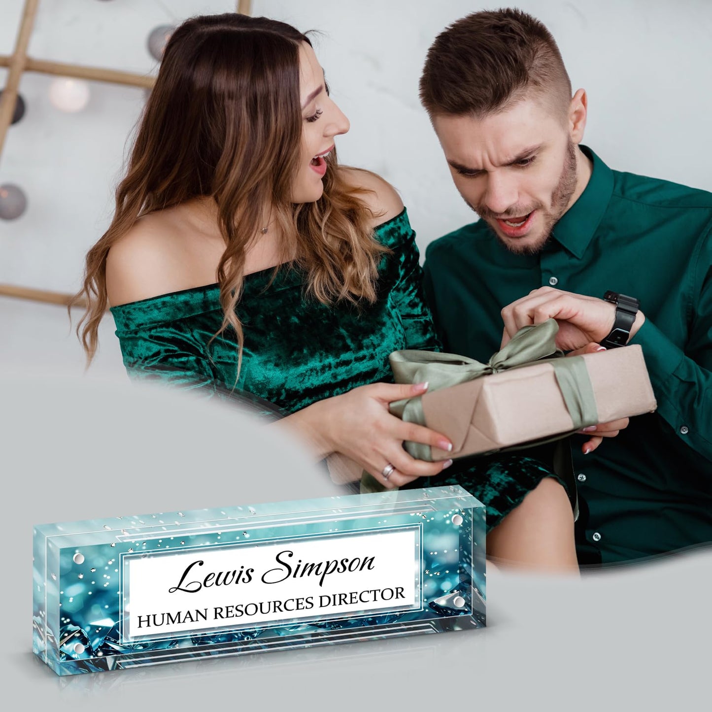 HETOOSHI Desk Name Plate Personalized, Desk Double sided pattern Name Plate Personalized Office Desk Decor for Women and Men , Teacher Nurse Boss Employee Appreciation Gifts (Green diamonds, fixed pattern)