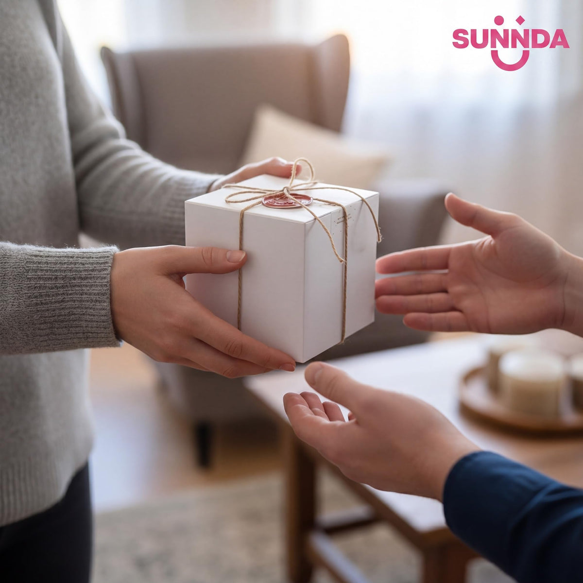 Sunnda 5x5x5 Small Gift Boxes (20 Pack) - Instant Pop-Up Design Quick Assembly - Sturdy Cardboard Bulk White Gift Boxes with Lids for Presents, Mugs, Ornaments, Candles