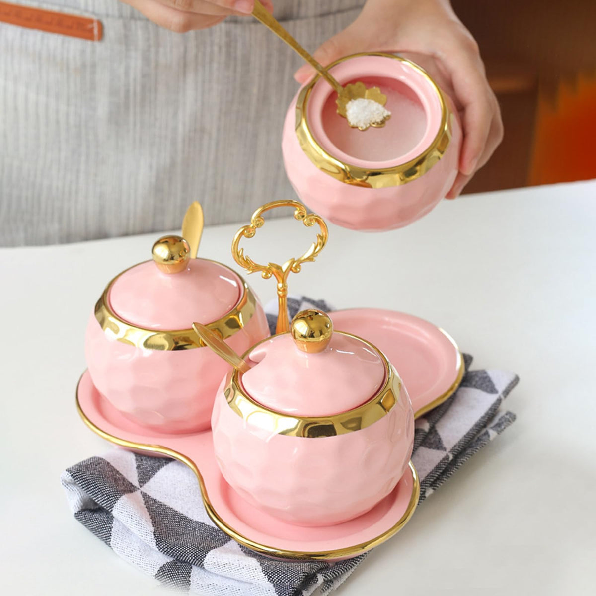 YMYL Set of 3 Porcelain Condiment Pot Sugar Bowl with Lid, Spoon and Tray, Modern Ceramic Seasoning Jars Salt Container for Home Kitchen, Restaurant, Coffee Bar (Green)