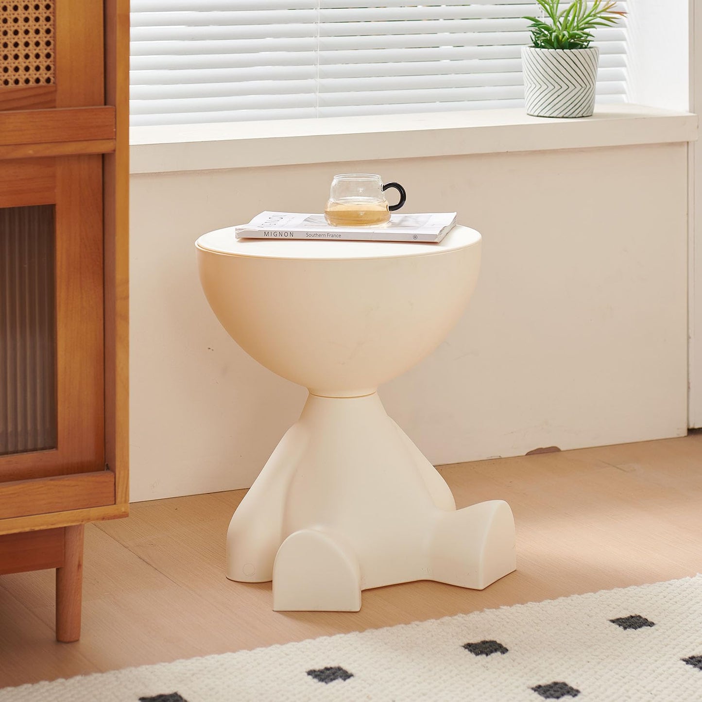Side Table, Circle Coffee Tables, Sofa Table Nightstand, Small End Tables Accent Balcony Office, Modern Bedside Home Decor for Living Room, Bedroom, Small Spaces, Easy Assembly (Milky)