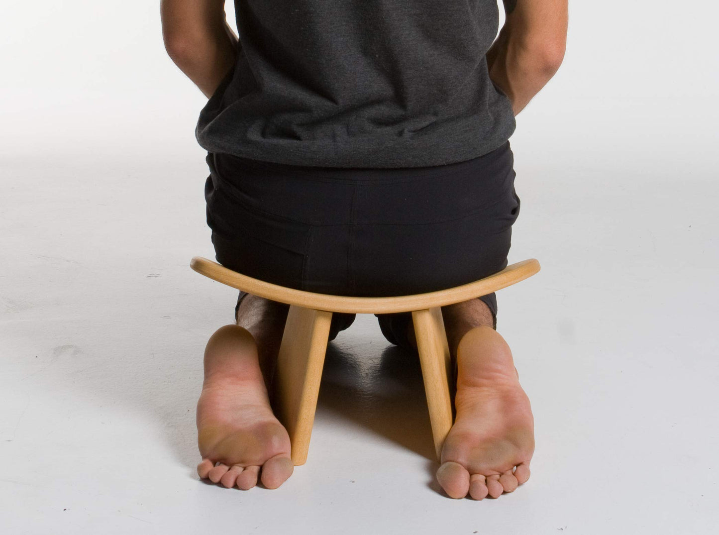 BLUECONY Meditation Bench IKUKO Original, Portable Version with Bag, Locally Handmade Yoga Exercise Wooden Kneeling Ergonomic Seiza Seat - Natural, Low Height (6" or 16 cm)