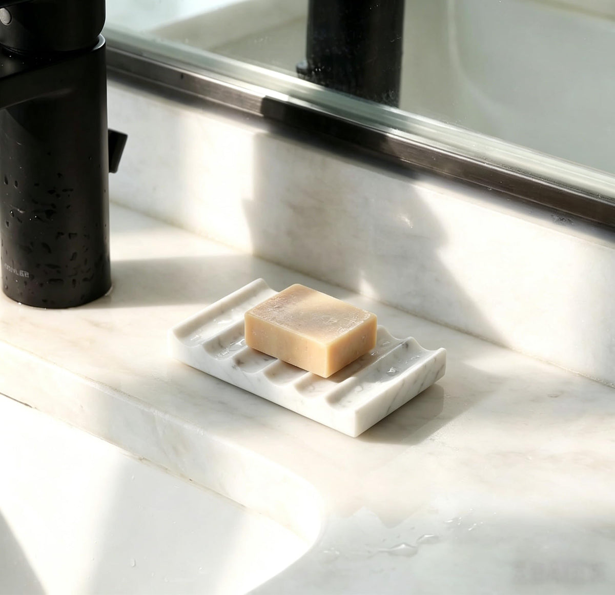 Soap Holder, Luxury Marble Soap Dish for Shower, Bathroom Tray with Creative Wavy Design,Easy Cleaning Marble Tray for Kitchen Sink