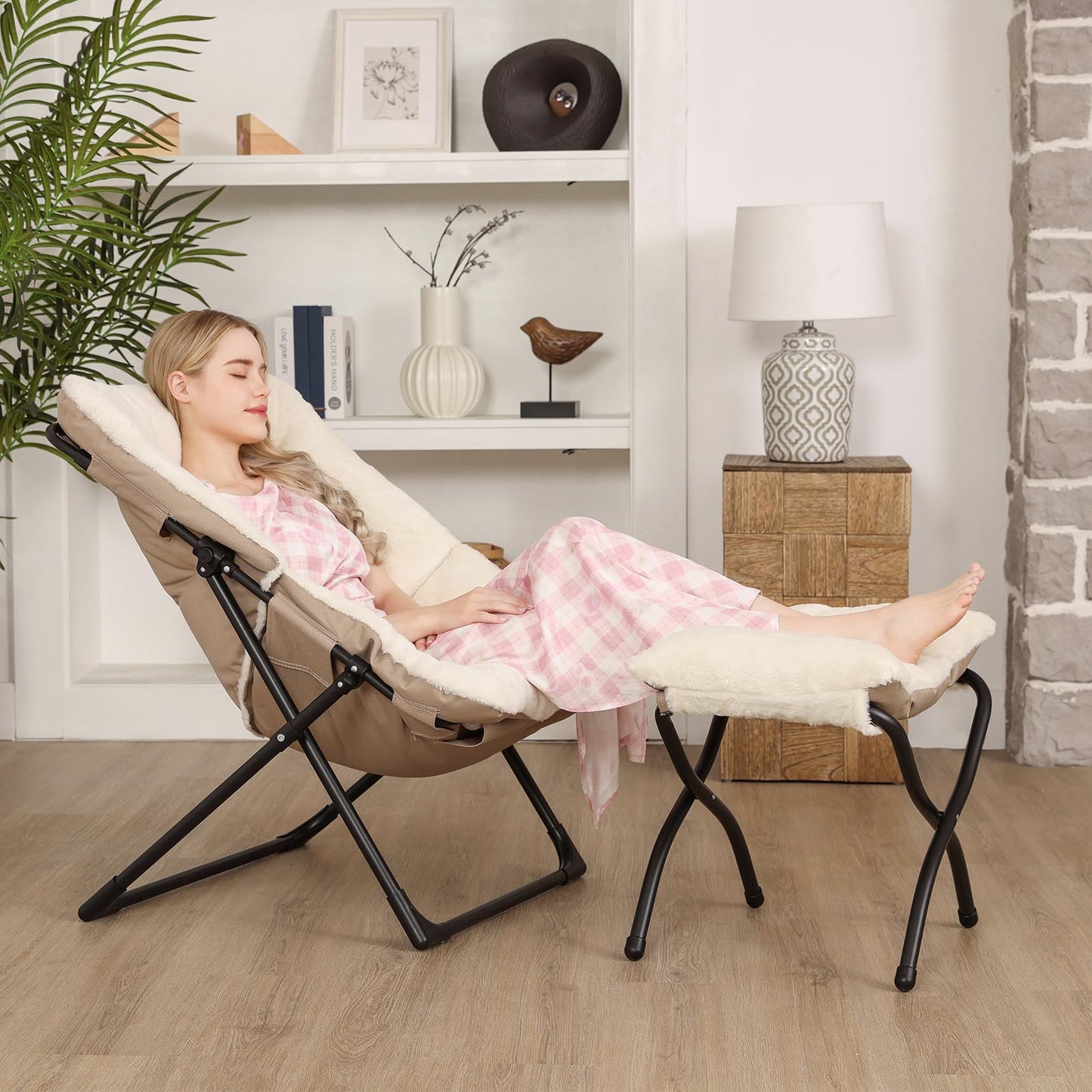 Mordchil HF Comfy Saucer Chair for Adults, Soft Faux Fur Bedroom Chair with Ottoman, Accent Dorm Chairs, Living Room Reading Chairs and Footstool, Folding Seat for Teens, X-Large, Beige