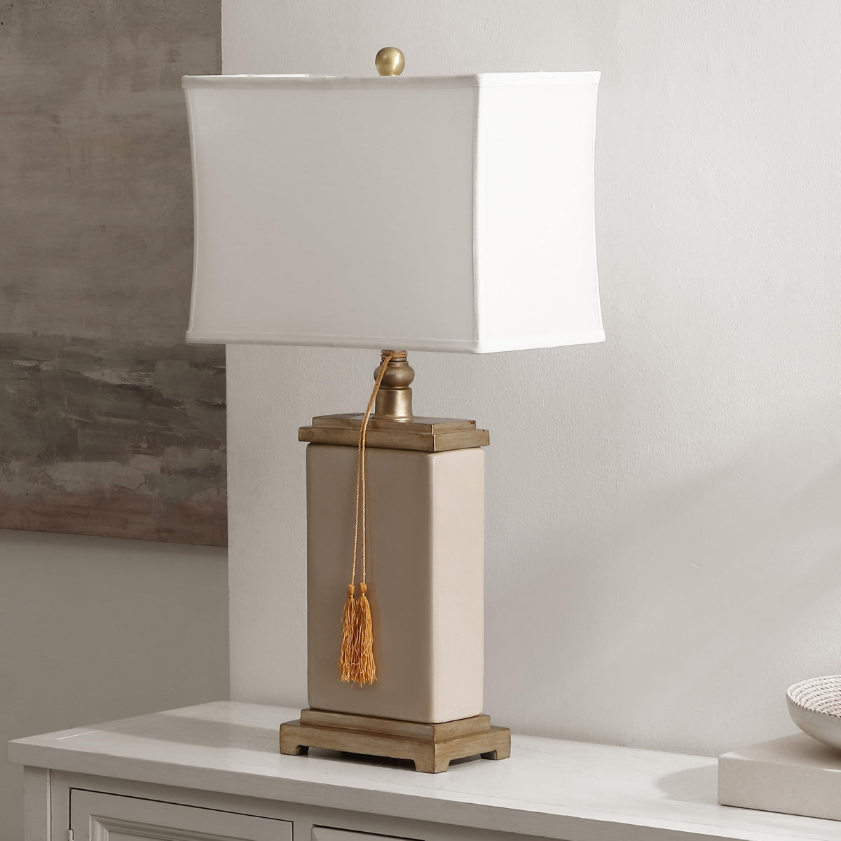 SAFAVIEH Lighting - Amiliana 32-Inch Tassel Table Lamp - Cream - Transitional Ceramic Design - Ideal for Living Room, Bedroom, Entryway, Home Office - LED Bulb Included (LIT4000A)