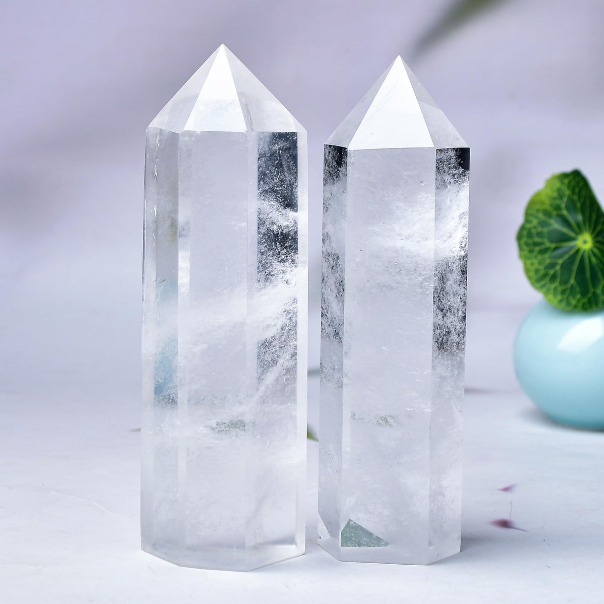 WUYOUSHI Large Clear Quartz Healing Crystal Towers 5.9" -6.1" Natural Crystal Wand 6 Faceted Chakra Crystal Point Reiki Meditation Therapy Home Decoration Gift (1-1.2lb)