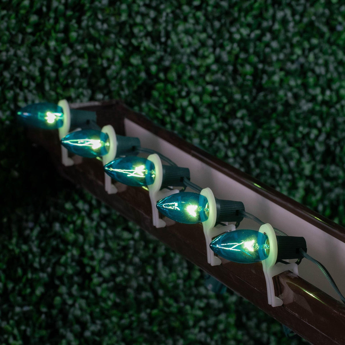 Novelty Lights Christmas Replacement Bulbs - Outdoor Individual Bulbs for Events, Holiday Parties, Patios, and More - C7/E12 Candelabra Base, 5 Watt Lights (Teal, 25 Pack)