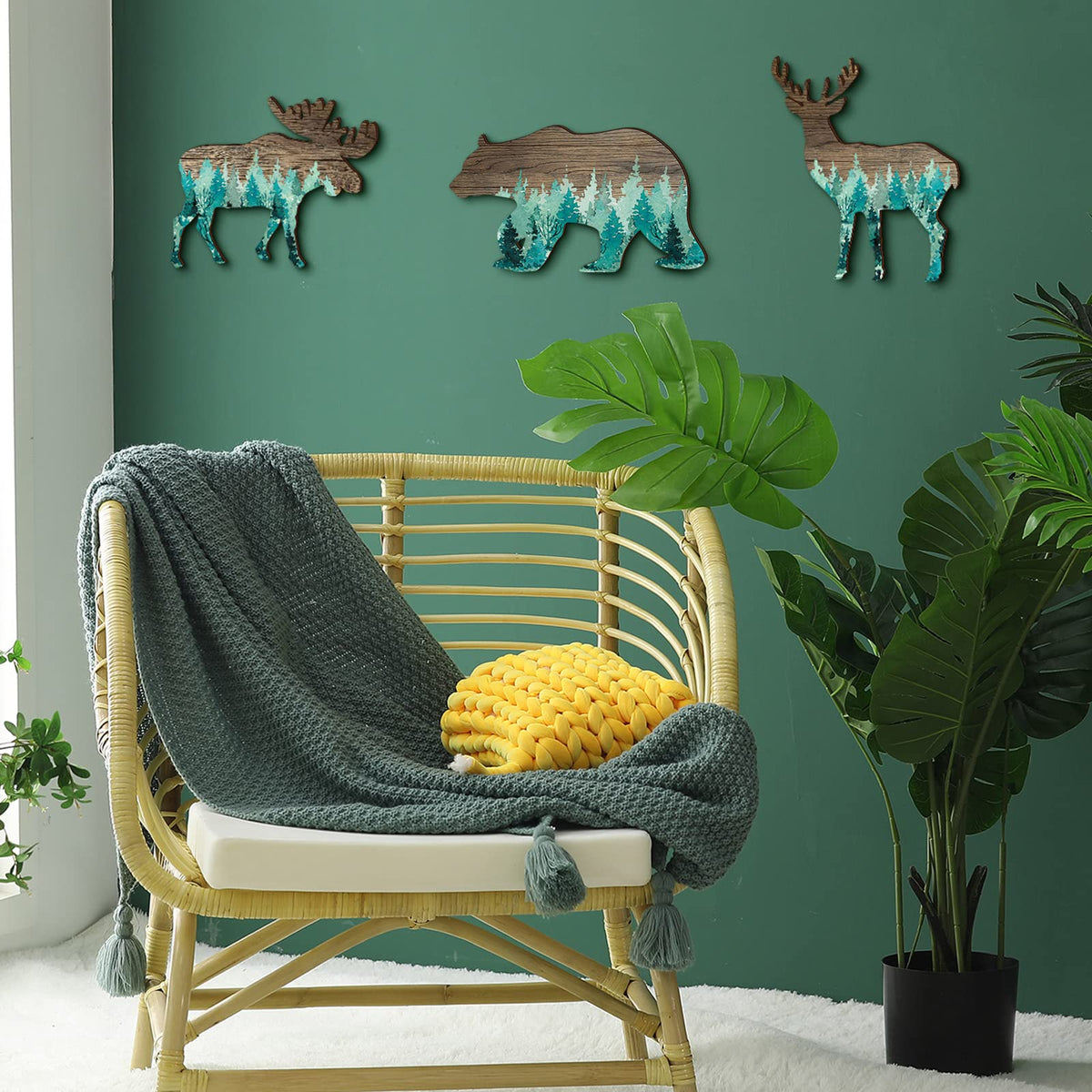 Newcotte Woodland Nursery Decor Bear Elk Wood Animal Cabin Wall Decor Trio Wildlife Hanging with Deer and Moose Rustic Woodland Animal Christmas Decorative Signs Set of 3