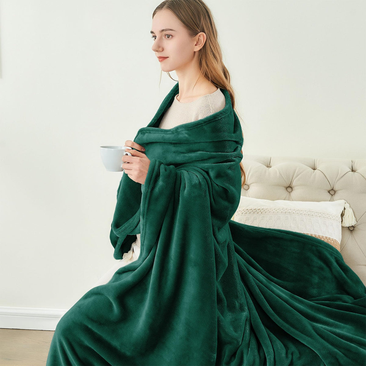 BEDELITE Fleece Blanket Christmas Forest Green Throw Blankets for Couch & Bed, 300GSM Luxury Plush Cozy Fuzzy Blanket 50" x 60", Super Soft Warm Lightweight Throw Blanket for Travel Camping