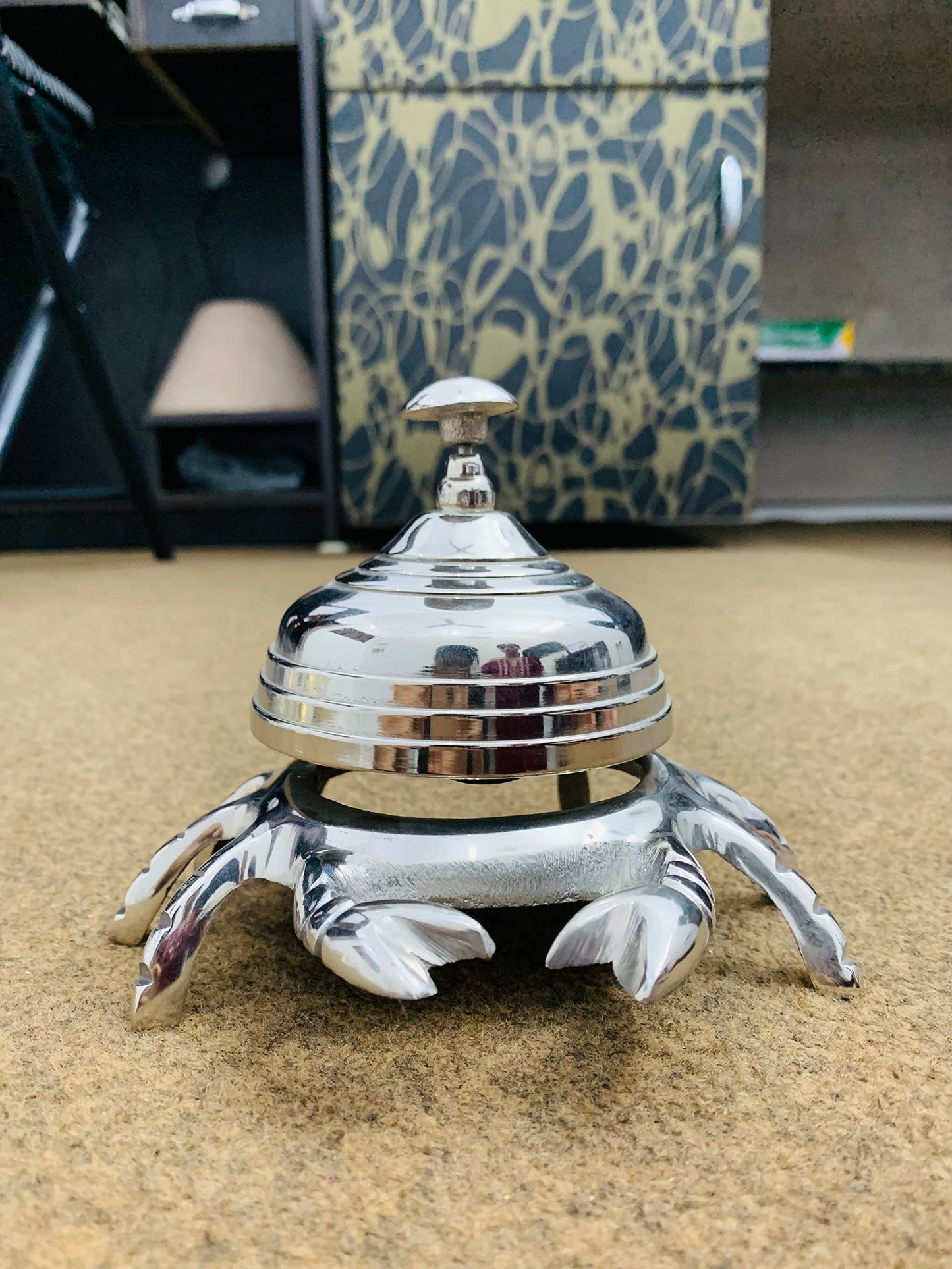 Vintage Chrome Finish Aluminium Crab Bell Hotel Counter Reception Bell Teacher Desk Bell