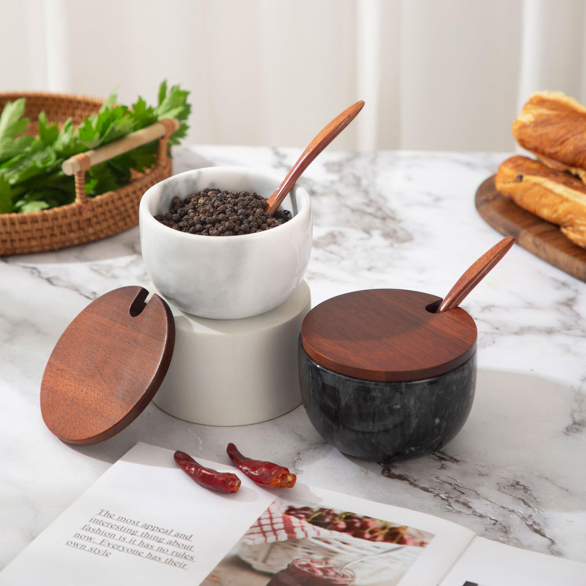 NHKRTE 18-Ounce Marble Spice Jar with Lid and Spoon, Black and White Set
