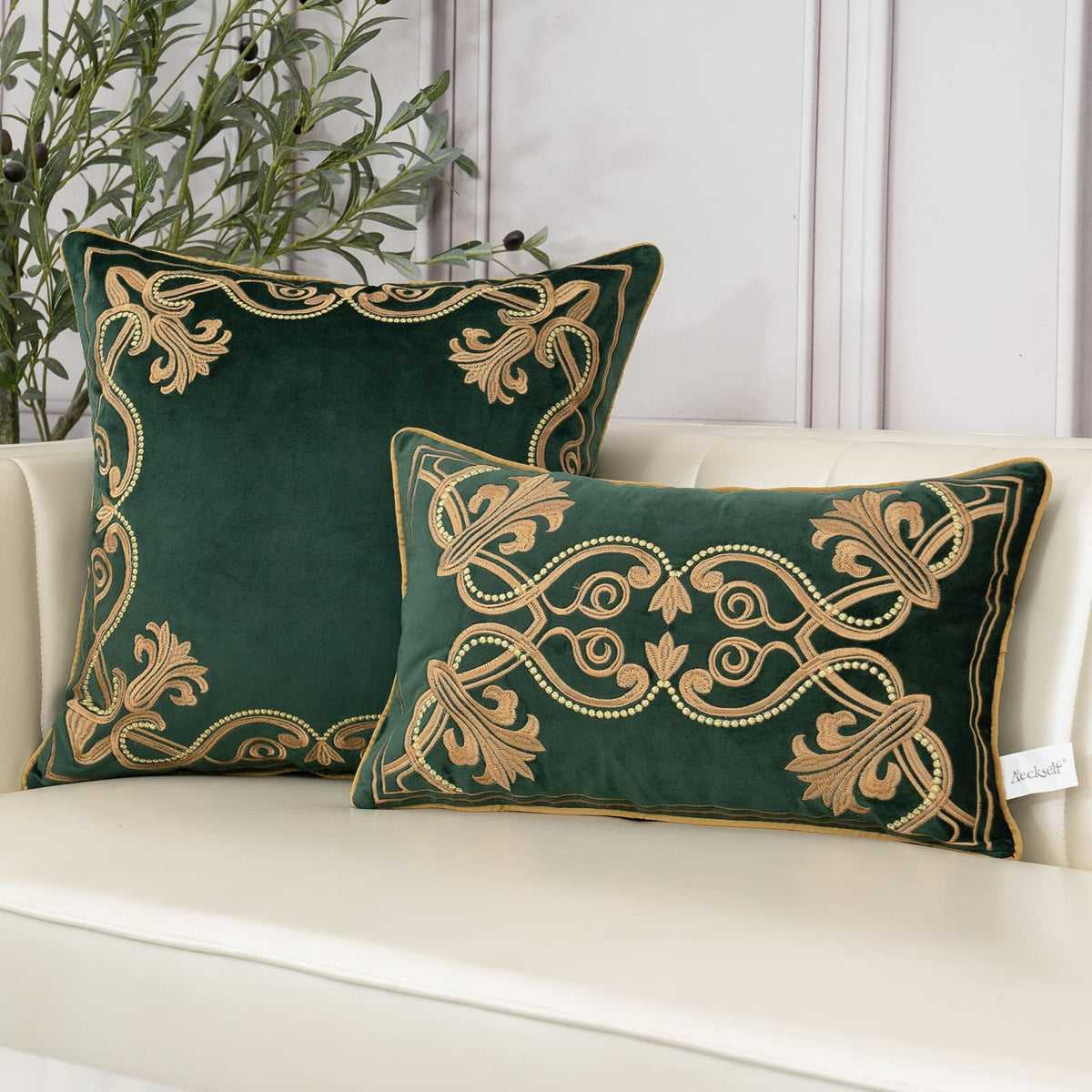 Aeckself European Luxury Velvet Throw Pillow Cover 18 x 18 Inch, Embroidery Floral Pillow Cover Home Decor Pillowcase for Couch Bedroom Living Room, Dark Emerald Green and Gold