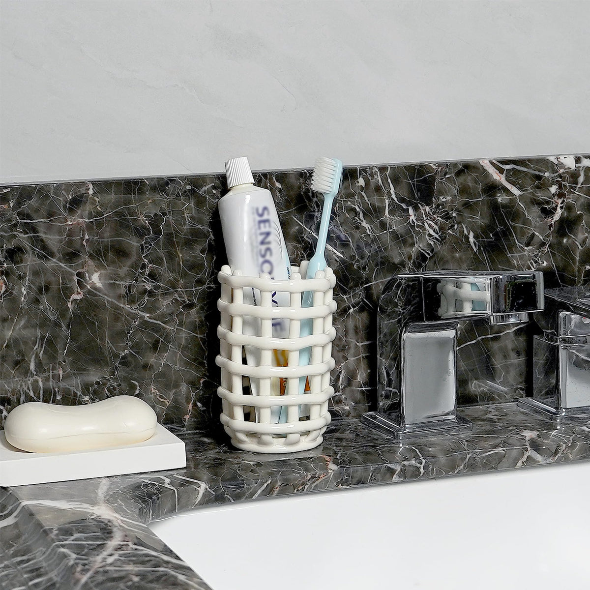 DODAMOUR Ceramic Toothbrush Holder, Boho Woven Grid Bathroom Cup, Breathable Openwork Makeup Brush Organizer, Modern Lattice Stand for Vanity Countertop, Toothpaste Storage - White