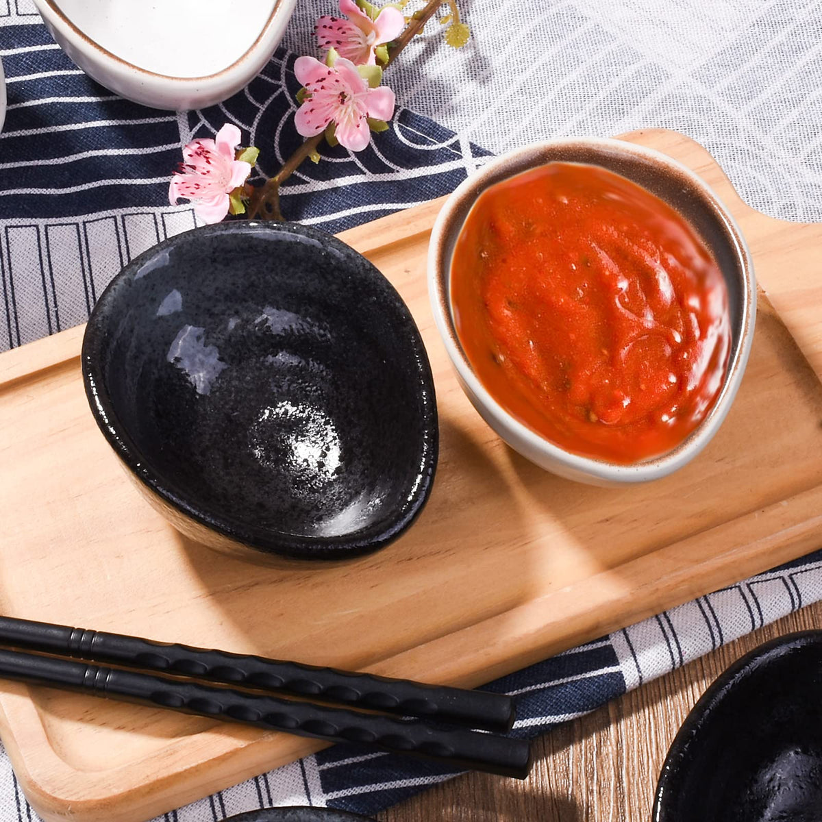 LMRLCS Japanese Dipping Sauce Bowls Elliptical Porcelain Soy Sauce Dish Sushi Dish Ceramic Asian Sauce Bowls Set of 5 for Vinegar,Oil,Salt,Salad Soy Sauce,Wasabi, Black