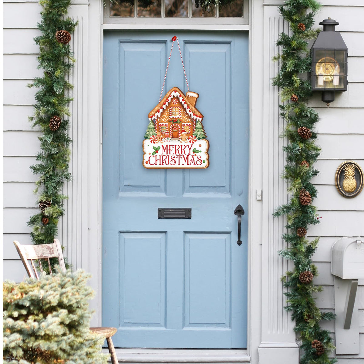 Whaline Merry Christmas Door Sign Outdoor Hanger Gingerbread House Wooden Front Door Hanging Sign with Rope for Xmas Winter Holiday Party Home Wall Porch Decorations