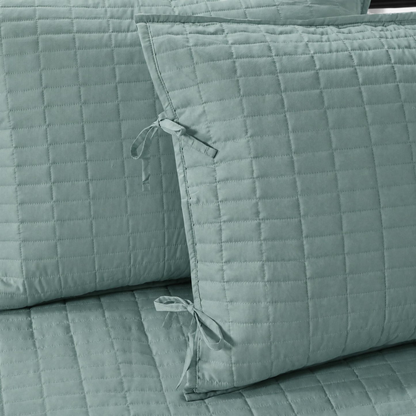 Comfort Spaces Daybed Cover - Luxe Double Sided Quilting, All Season Cozy Bedding with Bedskirt, Matching Shams, Kienna Sage Green75"x39" 5 Piece