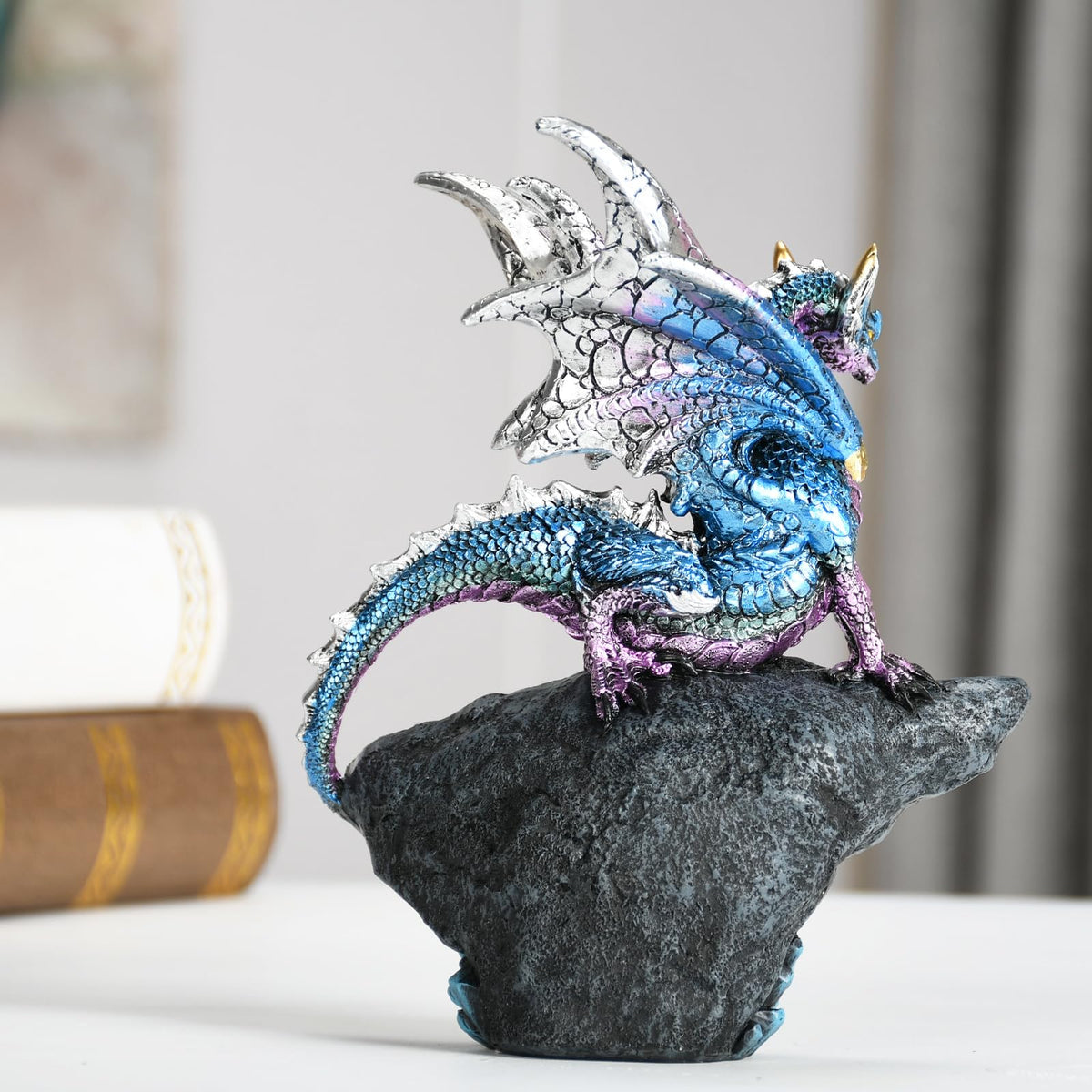 KalyZ@rts Mystic Dragon Crystal Cave Statue, Handcrafted Resin Art Sculpture with Geode, D&D Decor, Fantasy Gifts, Perfect Fantasy Decor for Desk/Home/Office & Unique Gift （Blue Dragon