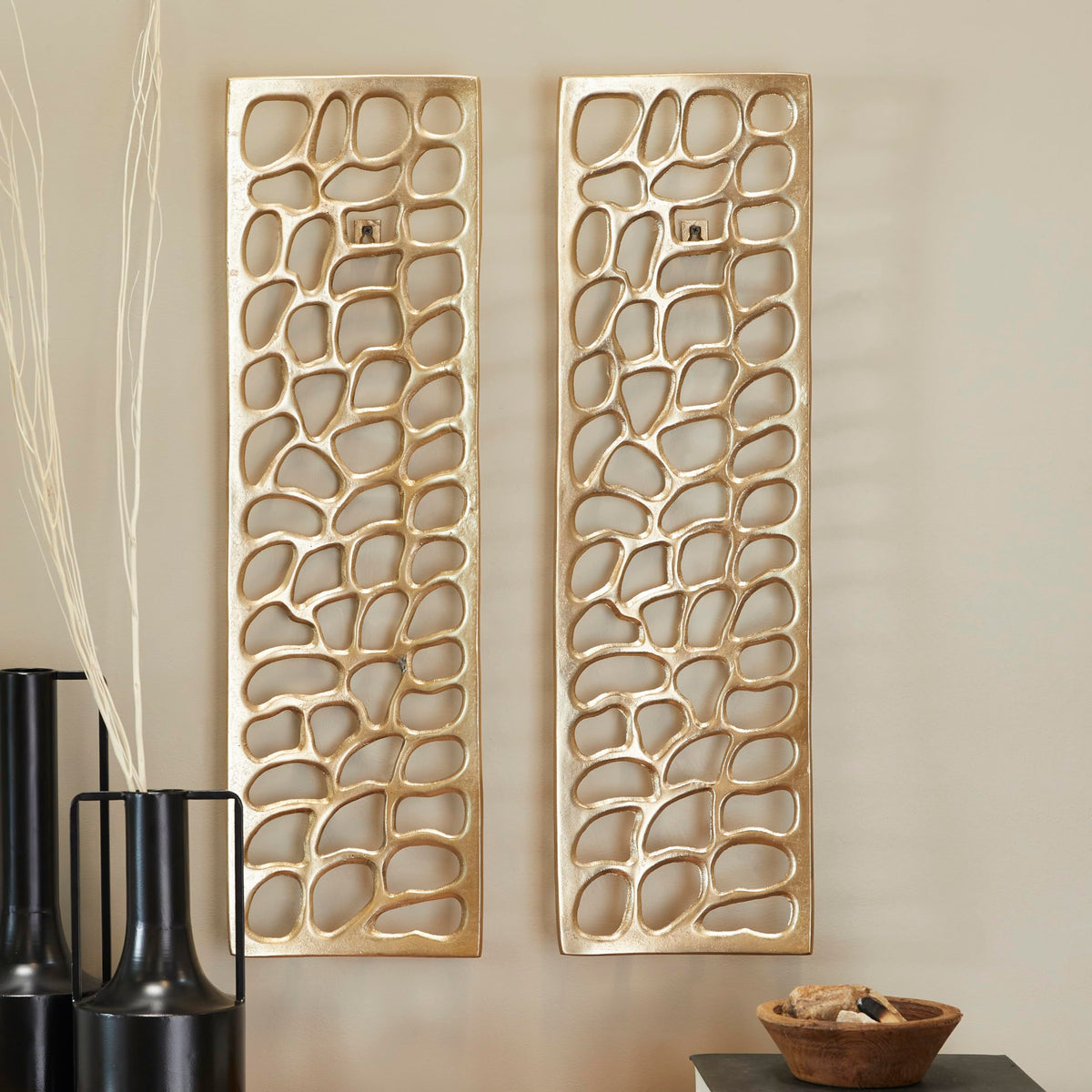 Deco 79 Aluminum Metal Abstract Home Wall Decor Cutouts Wall Sculpture, Set of 2 Wall Art 7"W, 22"H, Gold