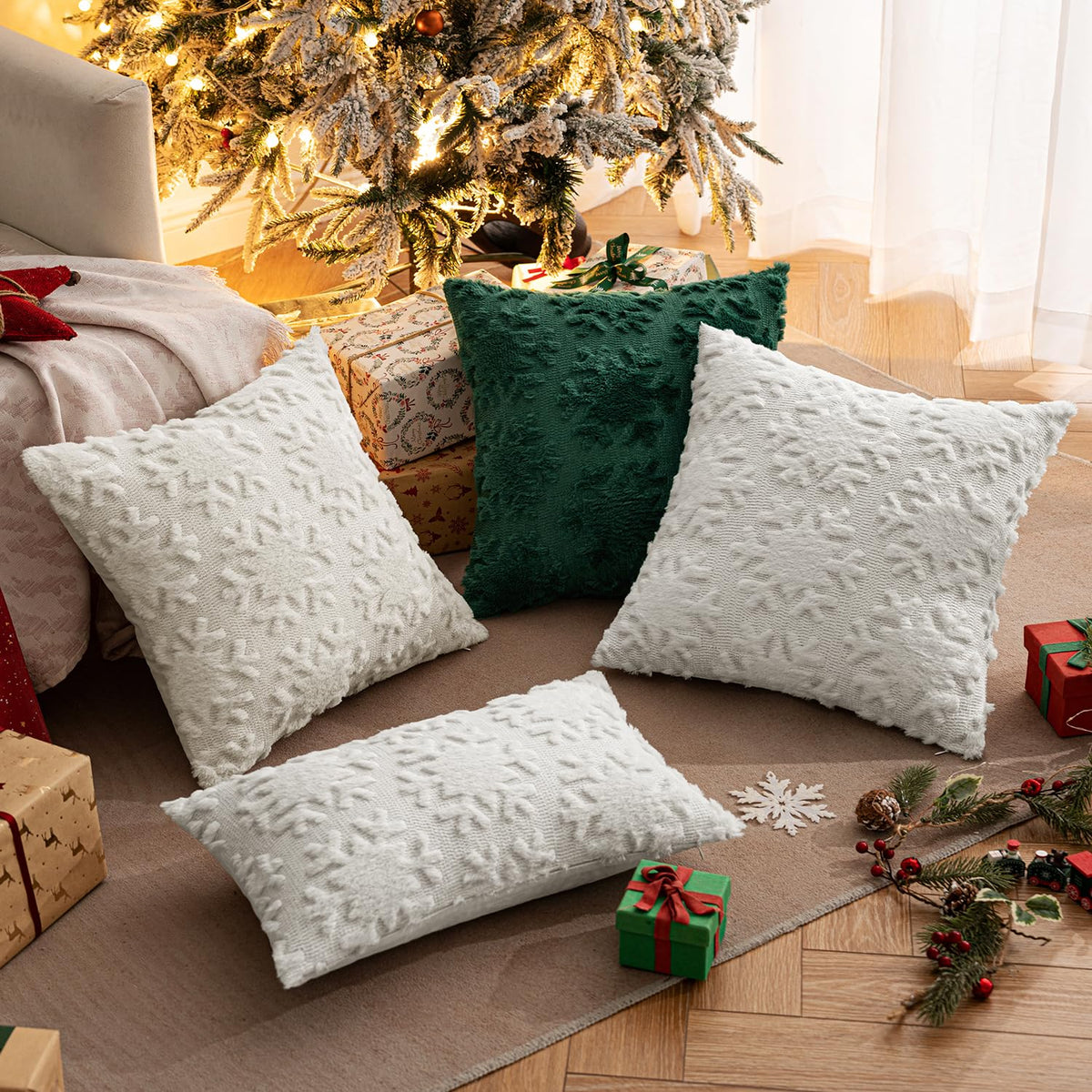 MIULEE Christmas Snowflake Decorative Throw Pillow Covers Set of 2,Soft Fluffy Faux Wool Winter Holiday Couch Pillows for Farmhouse Boho Home Decor Sofa Bed Porch Living Room 20x20 Inch Pure White