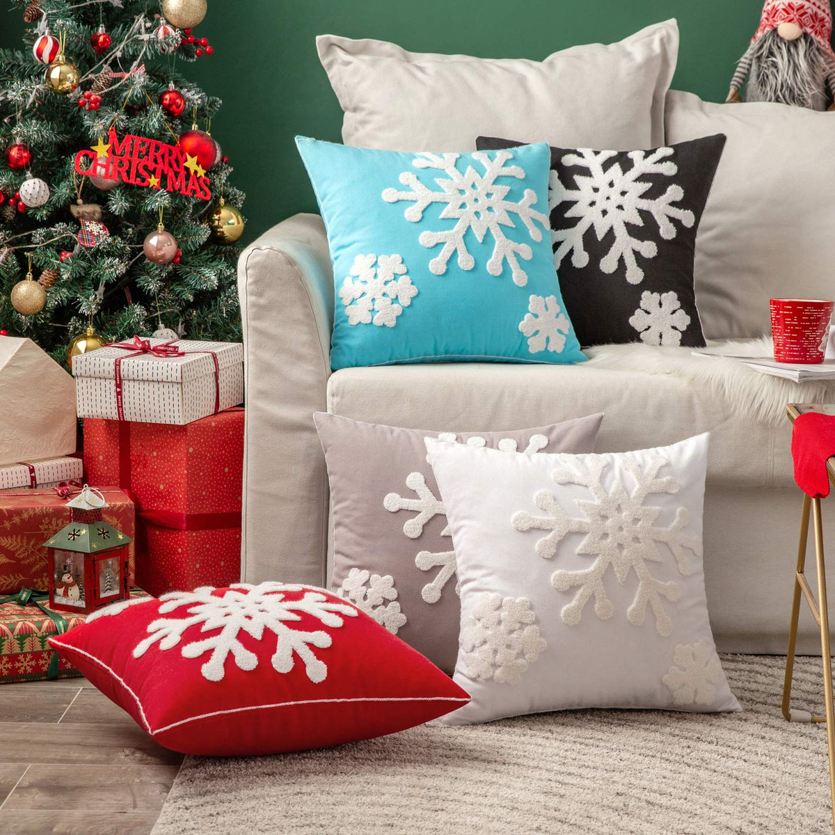 MIULEE Pack of 2 Christmas Decorative Snowflake Throw Pillow Covers Canvas Embroidery Winter Cushion Cases Holiday Decor Soft Pillowcases for Winter Couch Sofa Bedroom Car（Red, 18x18in）