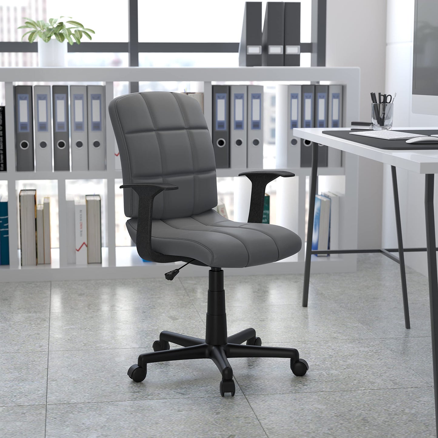 Flash Furniture Clayton Mid Back Swivel Task Chair with Arms - Gray Vinyl Upholstery - Tufted Back and 360° Swivel