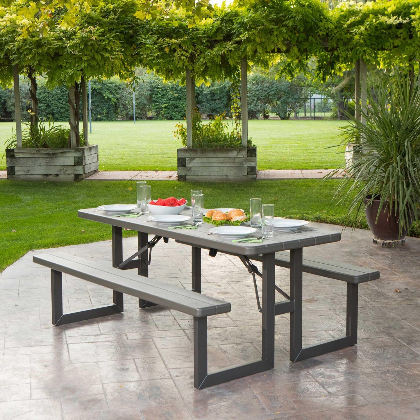 LIFETIME 6-Foot Craftsman Folding Picnic Table