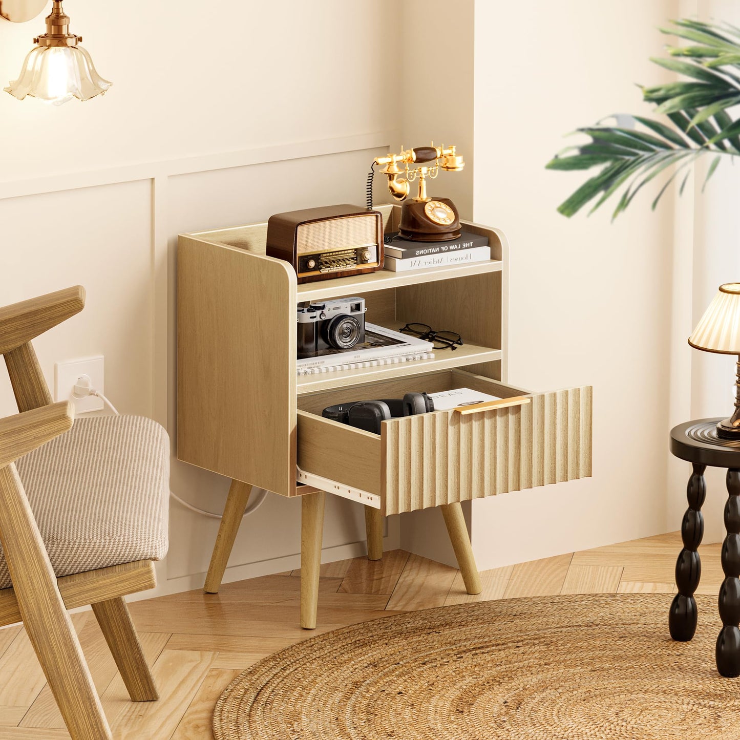 Huuger Nightstand with Charging Station, USB-C Port, Fluted Night Stand with Drawer, Bed Side Table with Solid Wood Feet, Open Storage, End Table with Raised Edge, for Bedroom, Natural
