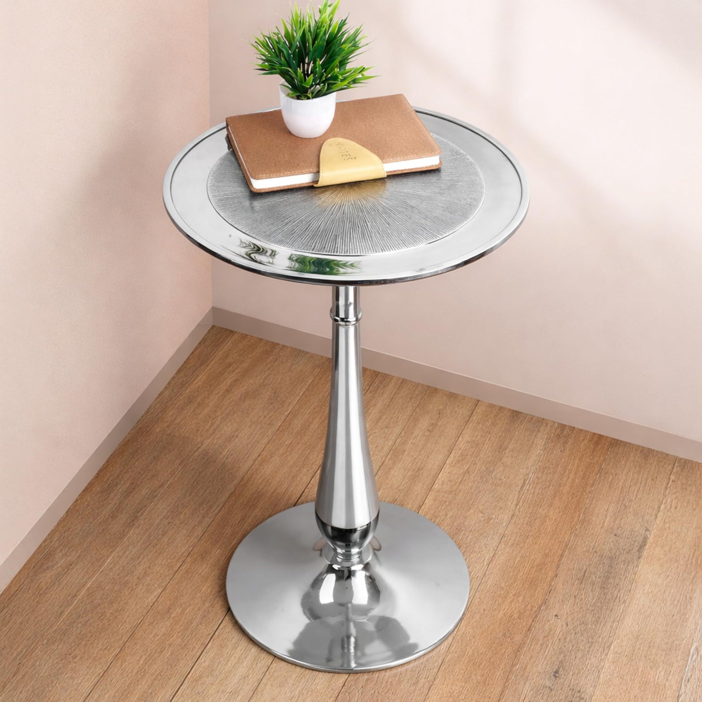 End Table for Living Room, Modern Side Table for Sofa & Bedroom, Aluminum Lightweight & Durable Metal Bedside Table, Rust Resistant Compact Corner Table for Home & Office - Silver