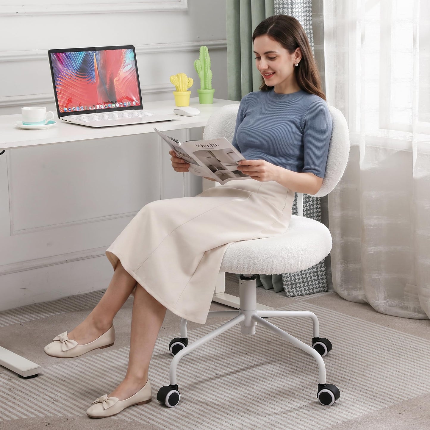 Shiepu Cute Desk Chair with Back,Comfy Small Office Chair with Wheels, Armless Adjustable Rolling Swivel Computer Chair for Home Office,Make-up Room,Bedroom,Vanity Chair for Girls,Teddy Velve,White