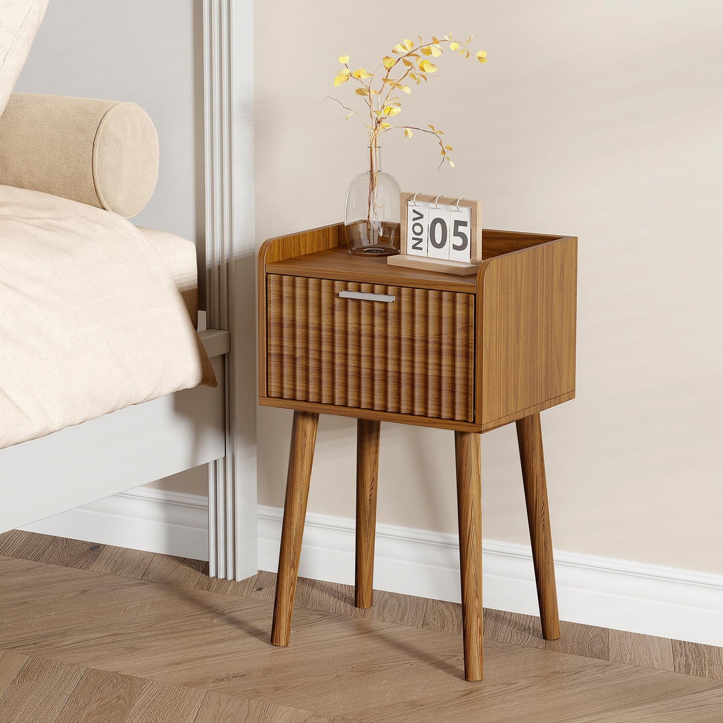 LAATOOREE Small Nightstands Set of 2, Side End Table, Bedside Table with Fluted Door, Solid Wood Feet; for Bedroom, Small Bed